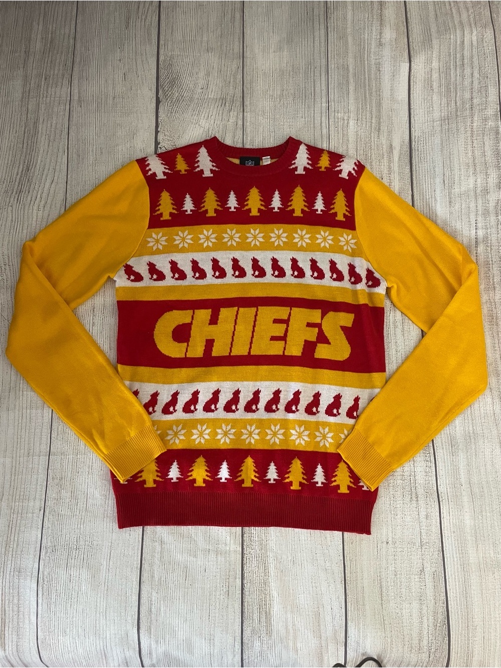 NFL Kansas City Chiefs Women’s Red & Gold Crewneck Sweater Team Apparel Sz Large